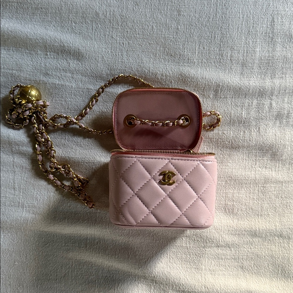 Fashion Light Pink Quilted Micro Bag - Picture 2 of 5